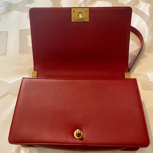 Medium Boy Bag Chanel - Picture 5 of 10